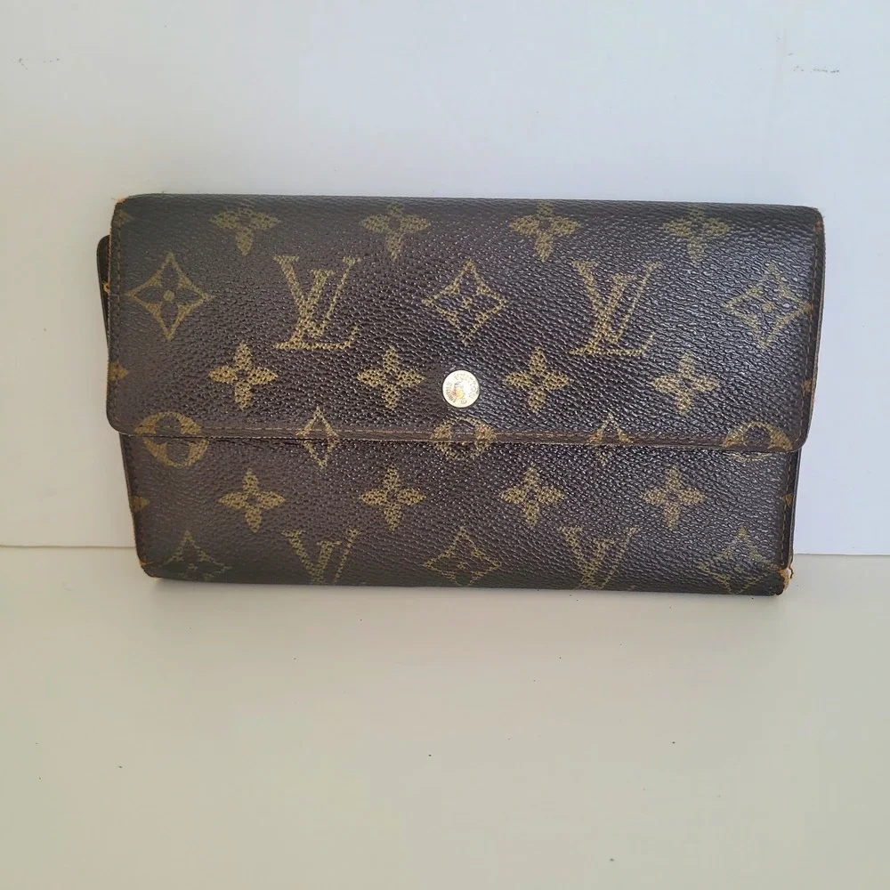 Louis Vuitton Monogram Canvas Vintage Tri-Fold Long Wallet Brown M61215 France